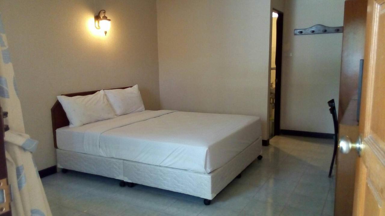 Jomtien Cozy Inn Pattaya Eksteriør billede